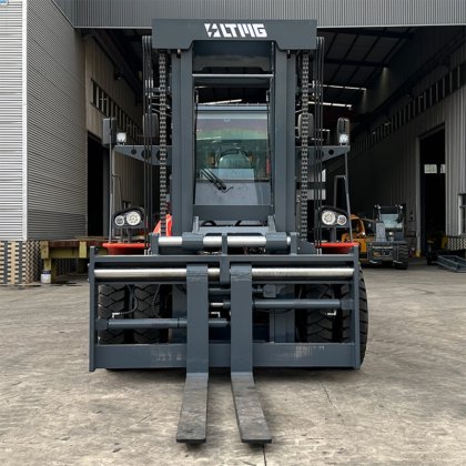 コマツ 10トン 15トン 25トン ディーゼルフォークリフト