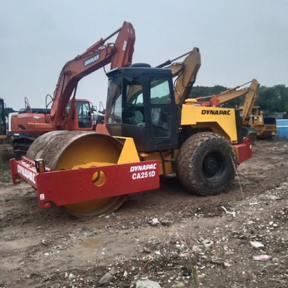 出售戴纳派克 Ca251 振动压实机压路机