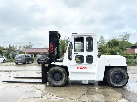 Tcm叉车2.5吨3.5吨叉车