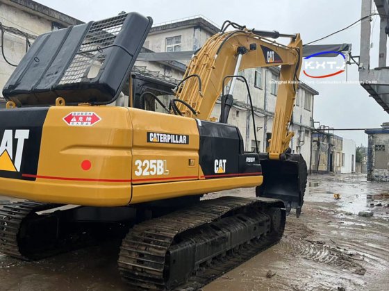 CAT 325BL液压挖掘机
