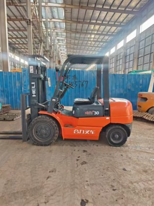 合力叉车CPCD30
