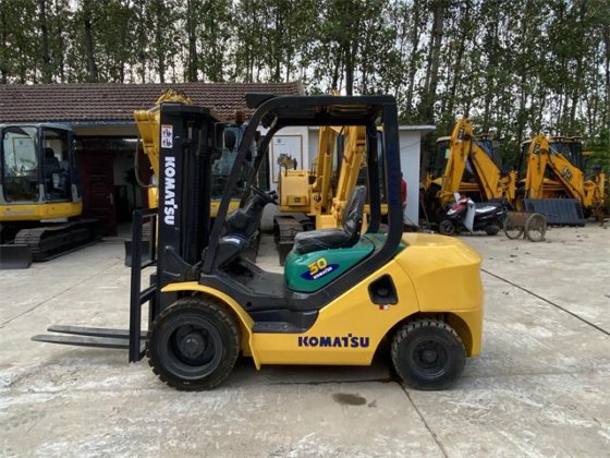 小松叉车Fd30 Fd25 Fd50