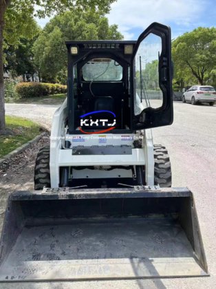 二手 Bobcat S130 滑移装载机出售