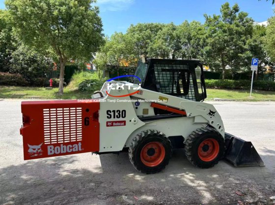 二手 Bobcat S130 滑移装载机出售