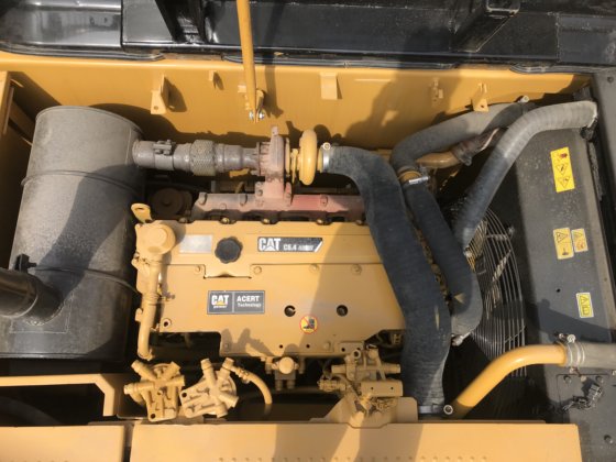 CAT 323D 履带式挖掘机 二手重型设备 机械