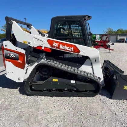 山猫滑移转向 T770 履带式装载机