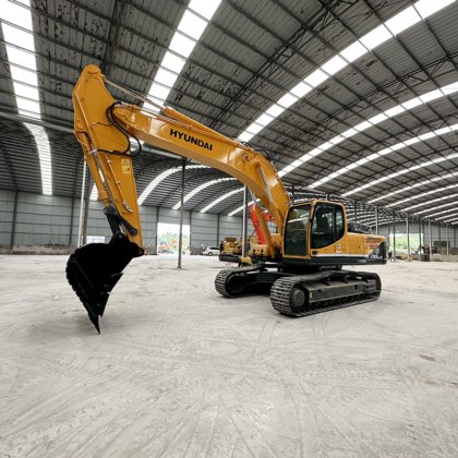 ヒュンダイ 305 中古 30トン 掘削機