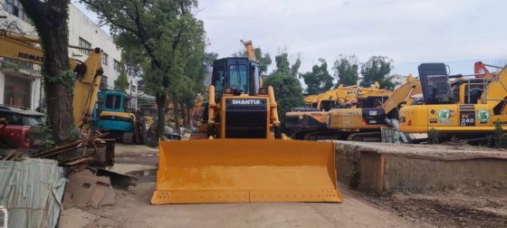 Shantui Sd16 クローラーブルドーザー - 低価格、17トン、小型・中型