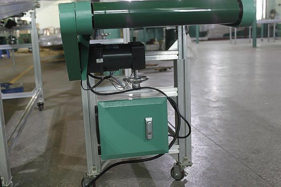 可调速小型便携式工业输送带机