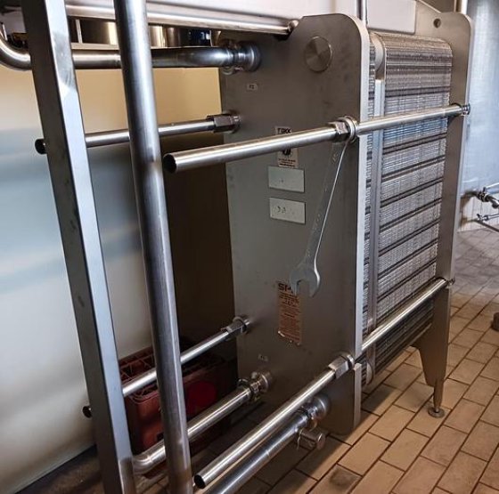 プレート式熱交換器