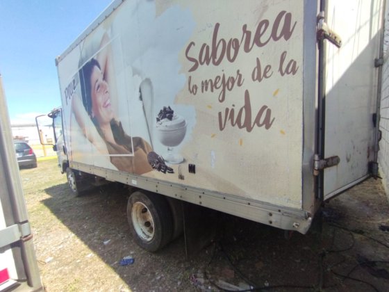 2012年式いすゞ ELF 600 #7605/26