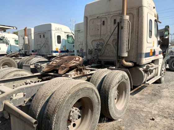 2018 Freightliner CASCADIA #7605/26