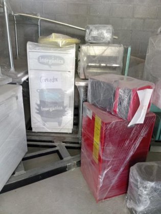 セット（17）台のレストラン用機器 #7605/26