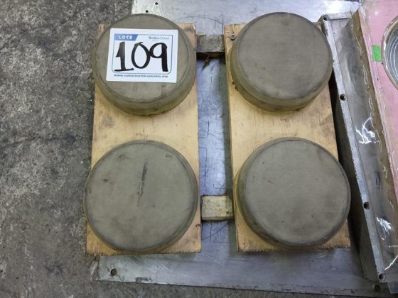 PET コンテナ製造用金型 #7604/26