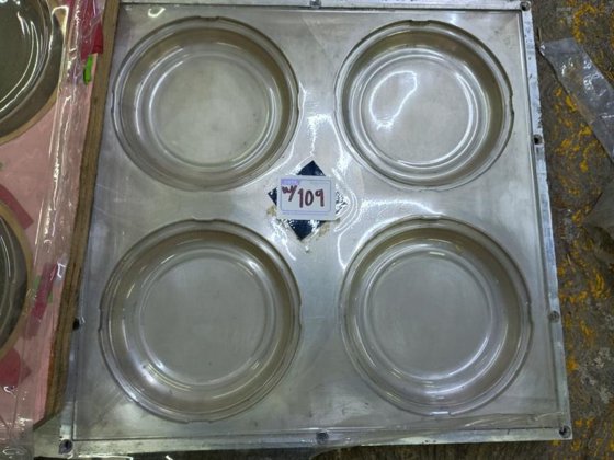 PET コンテナ製造用金型 #7604/26