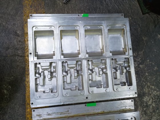 模具用于PET容器的制造 #7604/26