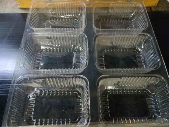 PET コンテナ製造用金型 #7604/26