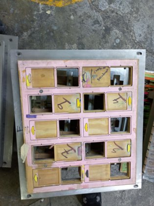 PET コンテナ製造用金型 #7604/26