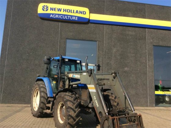 中古 00 ニューホランド Ts115 場所 ヘアニング デンマーク