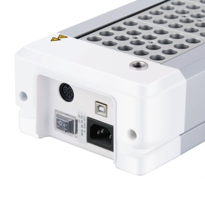 四个 E'S 干浴培养箱（供 4 块培养皿使用）