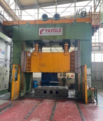 1000トンファヴォレプレス