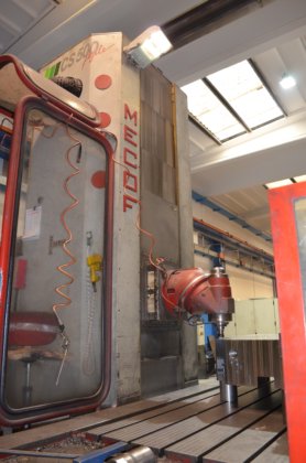 MECOF CS 500 敏捷铣床