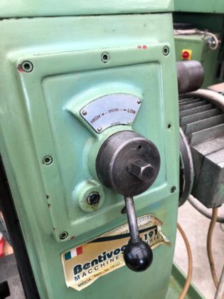 センテック水平フライス盤