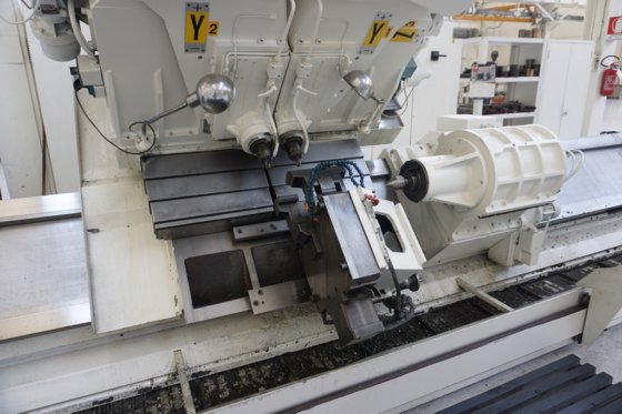 おいしいスクリューフライス盤