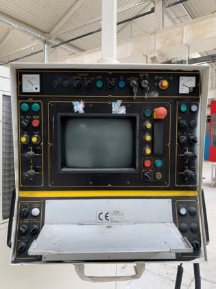 MORANDO KL 14 立式车床