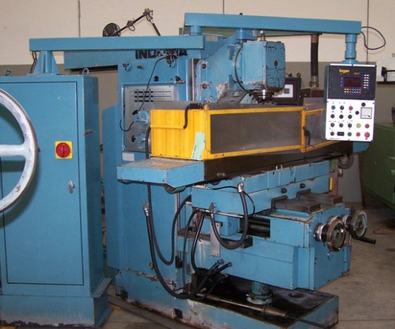 インドゥマ N.4 フライス盤