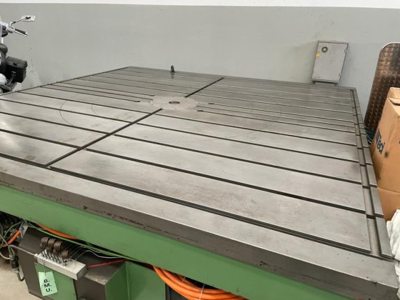 UMARO 数控旋转工作台