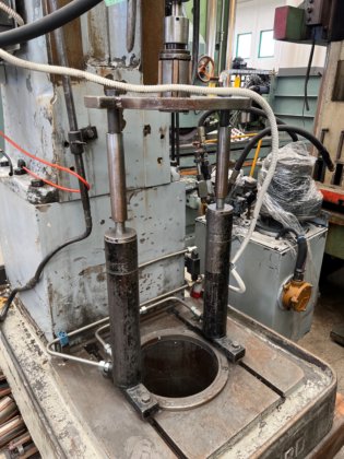 Pollard 立式砂光机