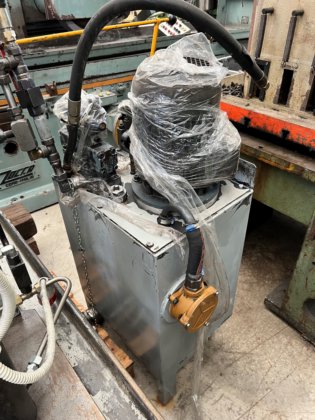 ポラード垂直サンダー