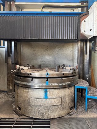 彭索蒂立式车床