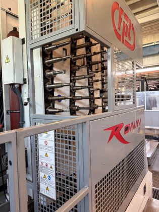 FPT RONINフライス盤