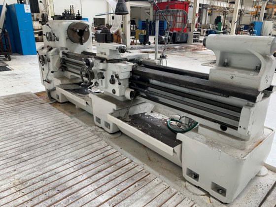 ポティシェ旋盤 300x2000