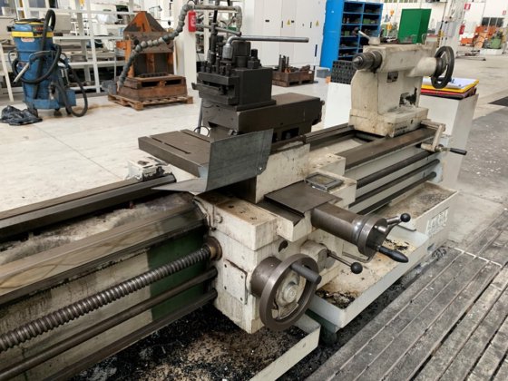 MERLI CLOVIS 车床 410x2000