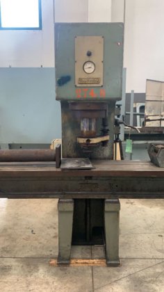 加尔达比尼出版社