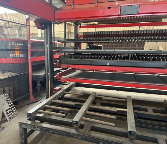 AMADA 激光与仓库