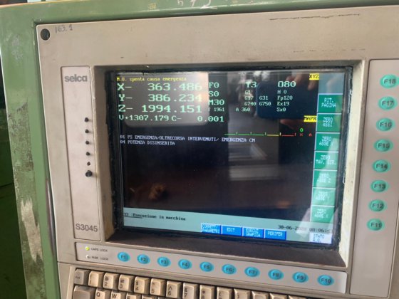 NOVAR PROTEA 5000 フライス盤