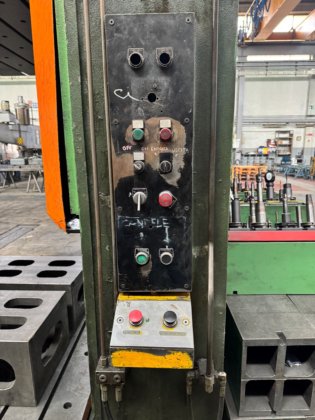 MOSSINI 400吨压机