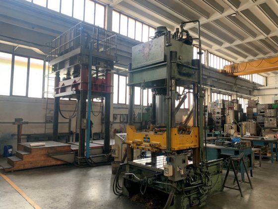 TCS 100トンダイテスター