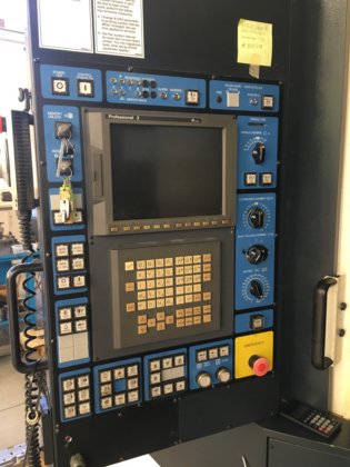 マキノ A71 マシニングセンター