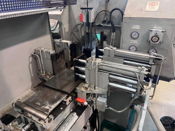 强力带锯机 SBA 241/S 型号