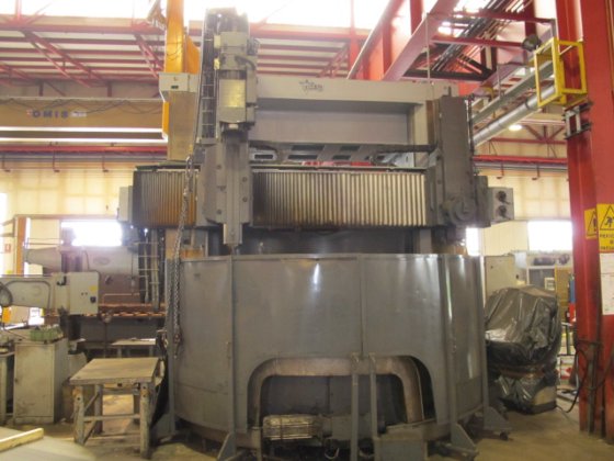 TITAN 车床型号 D33 CNC