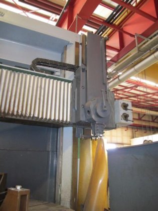 TORNO TITAN MOD. D33 CNC