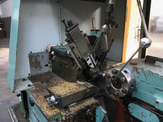 MAS A 20 B 自动车床