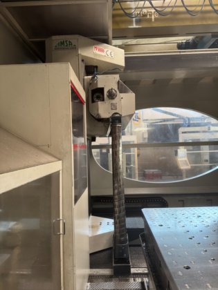 IMSA MF 2000 BB 掘削機