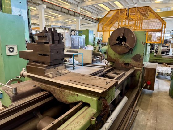 RIVOL 12000 平行车床