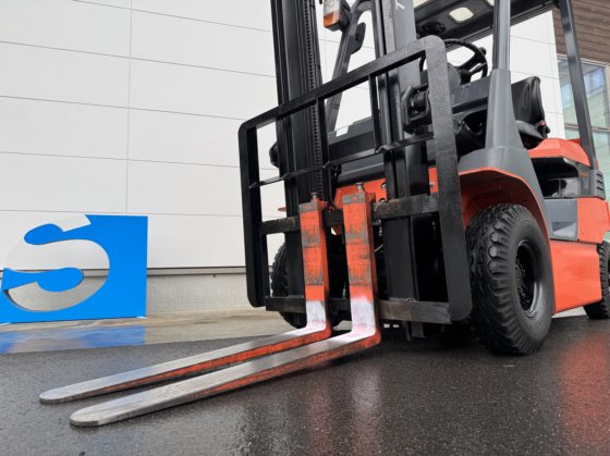 2015 トヨタ 7FB15